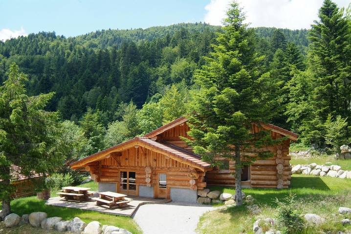 Chalet für 16 Personen, mit Terrasse und Garten in La Bresse