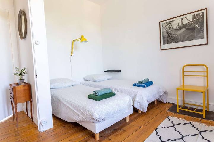 Location de vacances pour 20 personnes, avec jardin à Plomeur - 2