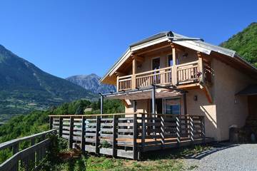 Gîte pour 6 personnes, avec balcon, animaux acceptés à Saint-André-d'Embrun