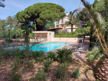 Cottage pour 8 personnes, avec jardin dans Plage de San Peire