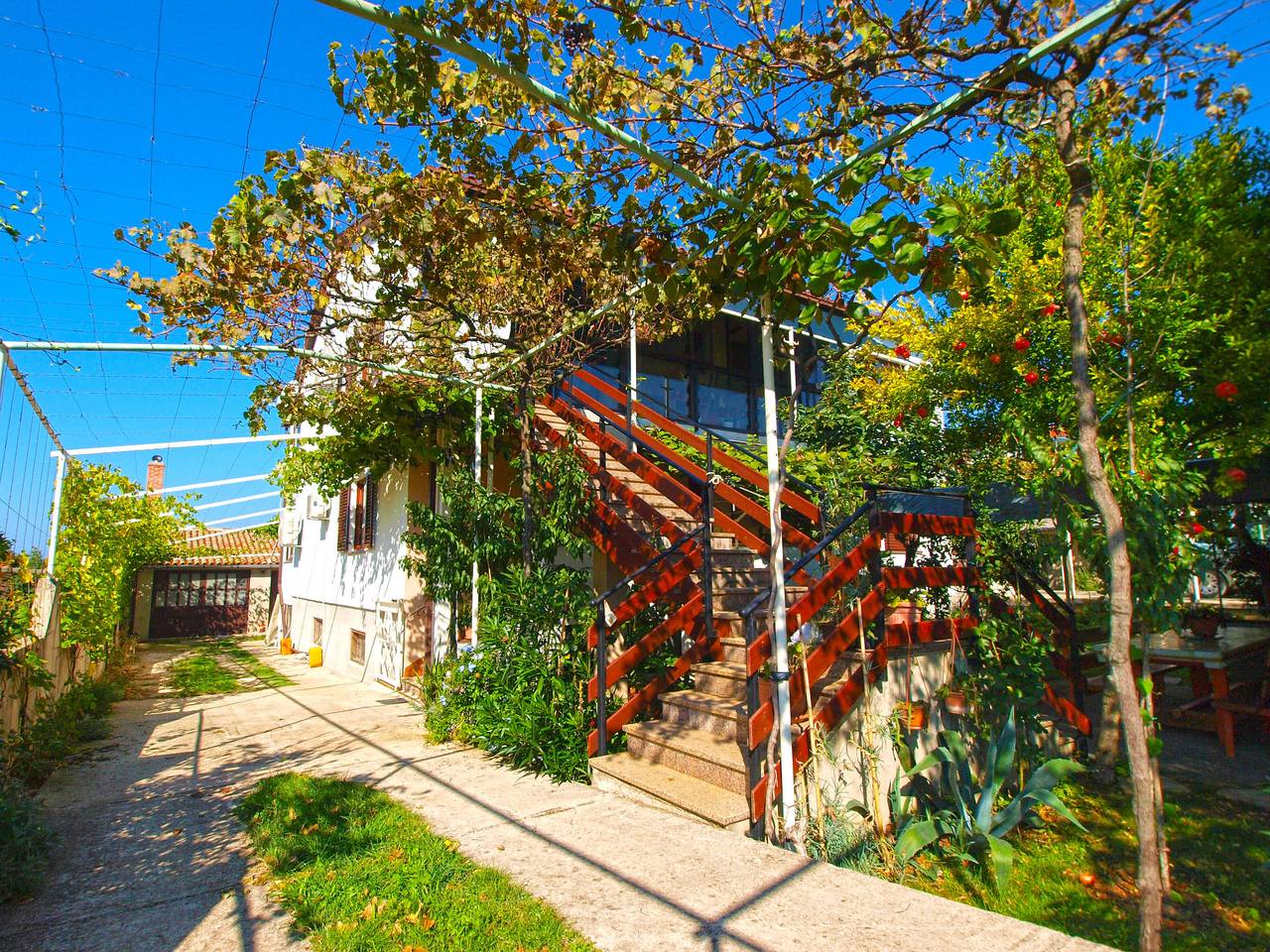 Entire apartment, Vacation apartment for 3 people with terrace in Stinjan, Southcoast Istria