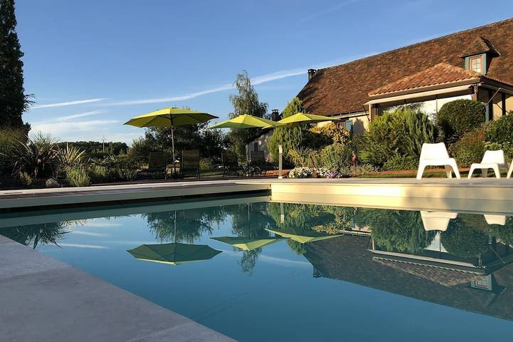 Gîte pour 8 personnes, avec Terrasse et Jardin