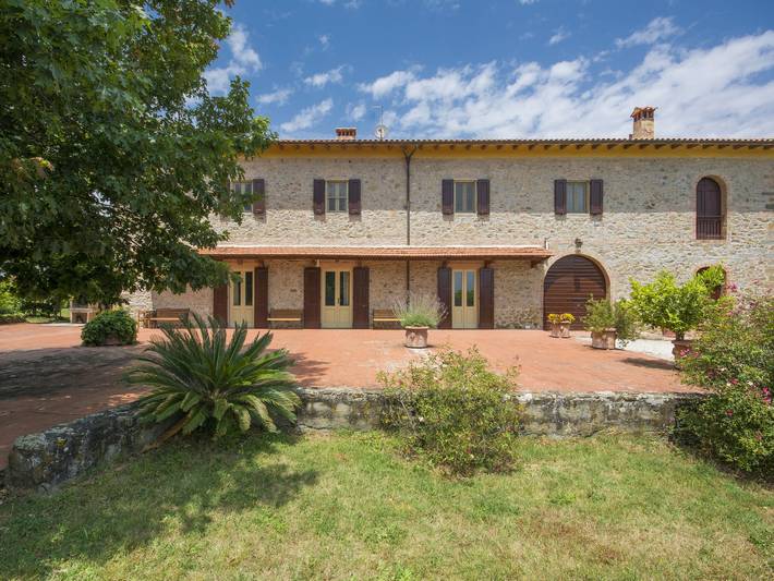 Location de vacances pour 14 personnes, avec terrasse ainsi que vue et jardin, animaux acceptés à Vinci - 3