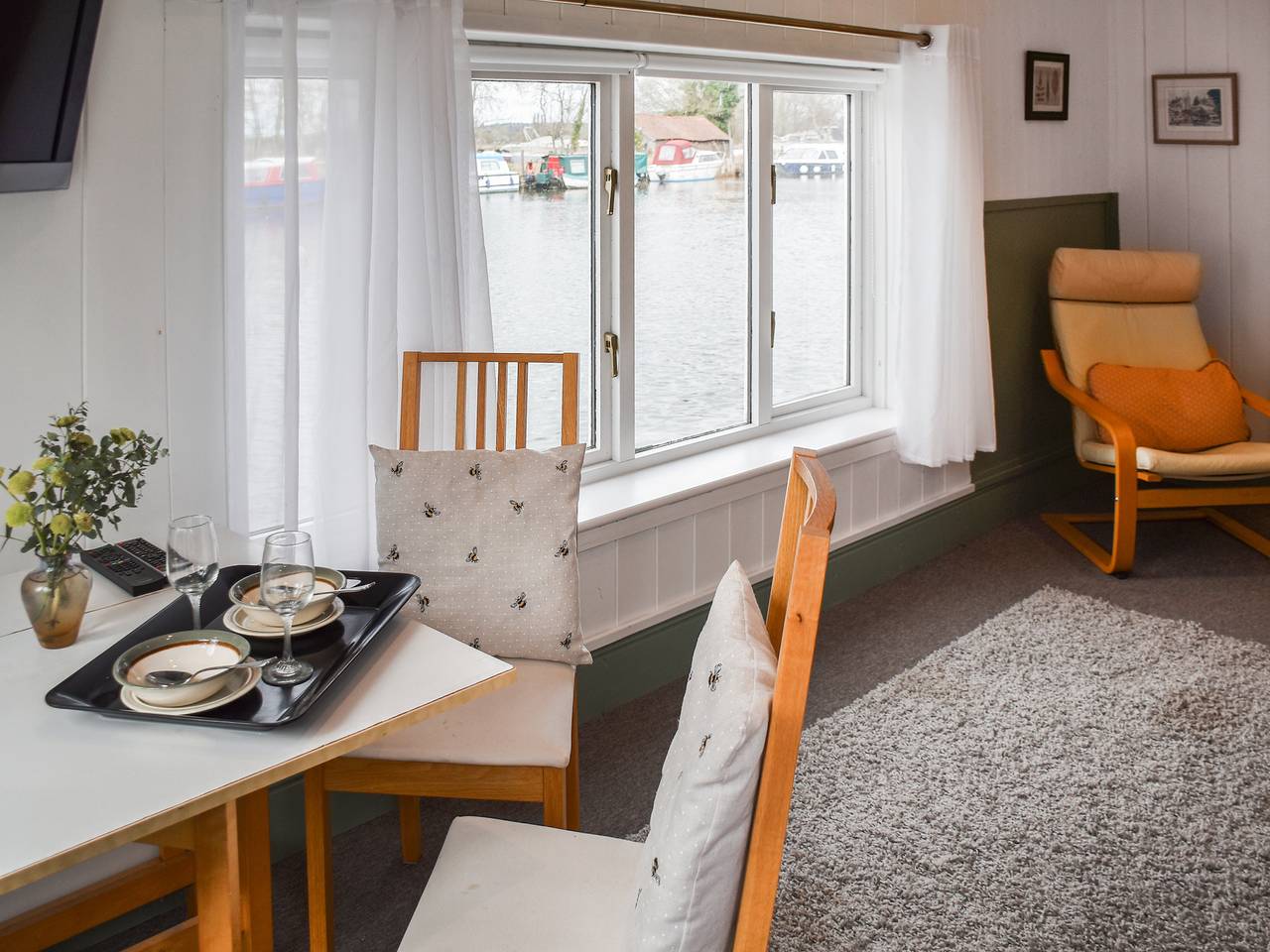 Riverside Retreat in Waveney, Sunrise Coast