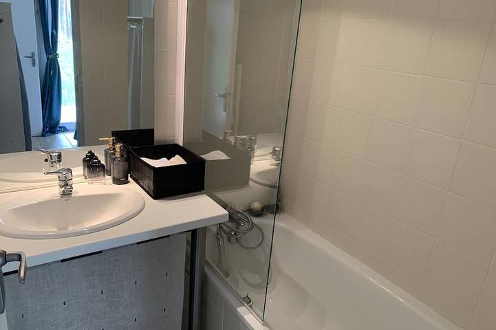 Gîte pour 6 personnes, avec Piscine à Barbaste - 3