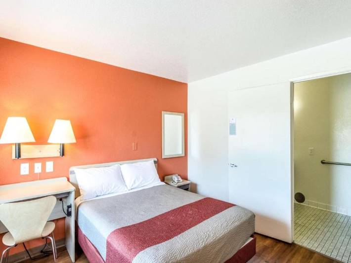 Ferienwohnung für 2 Personen, mit Pool und Terrasse, kinderfreundlich - 1