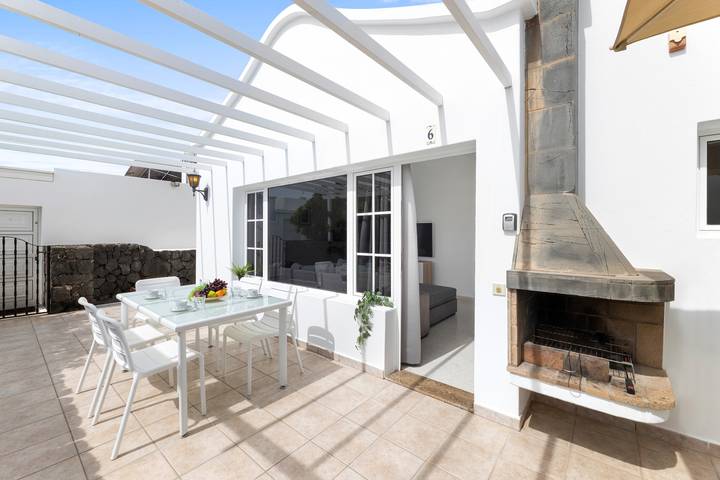 Bungalow pour 4 personnes, avec terrasse dans Lanzarote