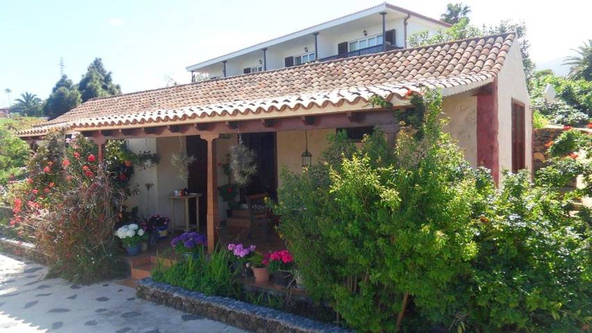 Ferienhaus für 2 Personen, mit Ausblick und Garten sowie Pool - 1