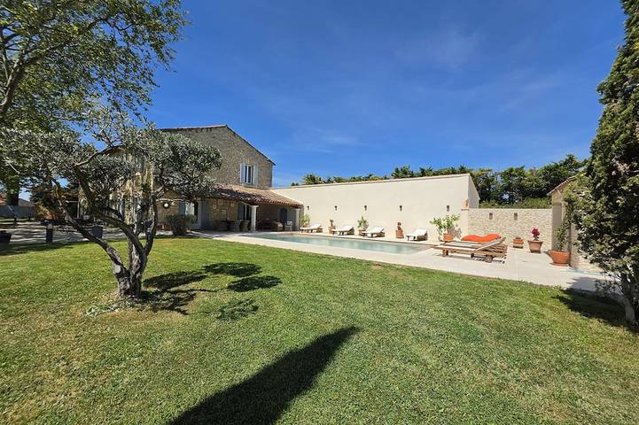 Maison de vacances pour 14 personnes, avec Terrasse et Jardin à Cavaillon