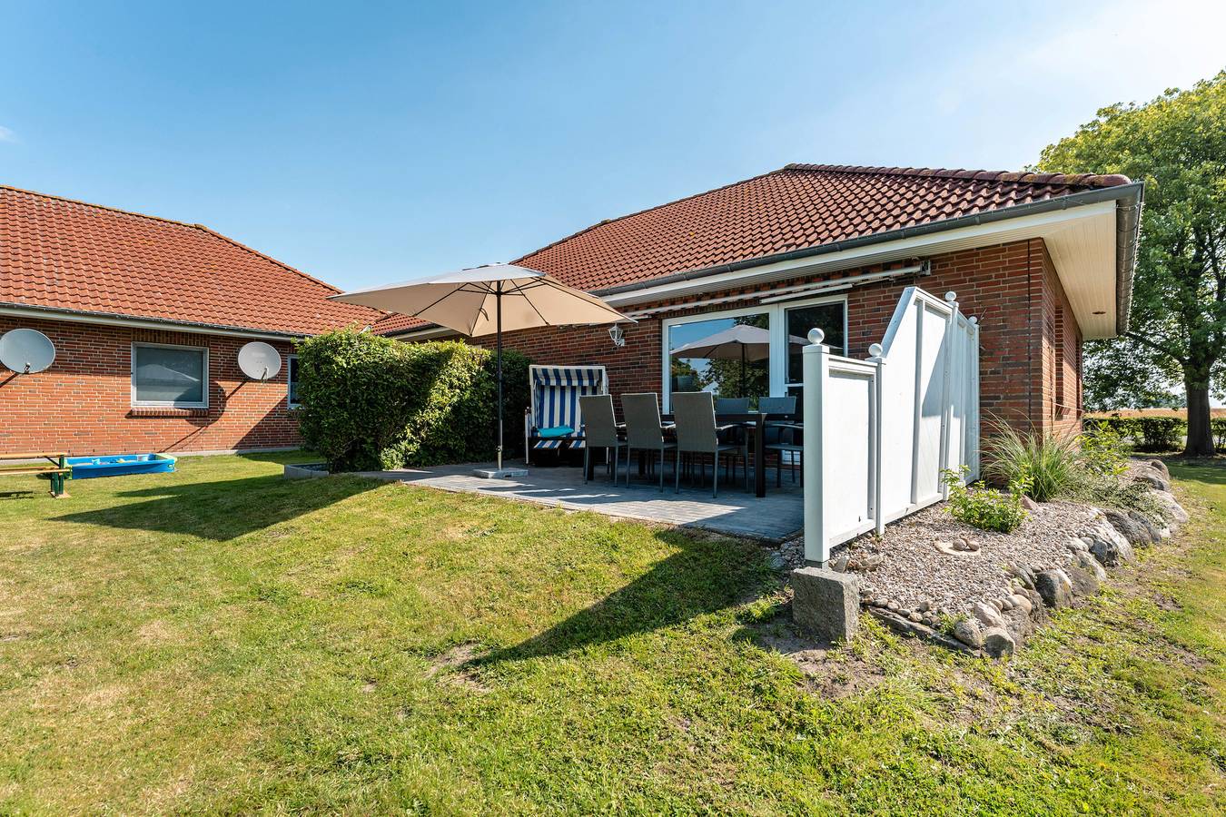 Holiday Home 'Sonja' with Private Terrace, Private Garden and Wi-Fi in Waabs, Bay of Eckernförde