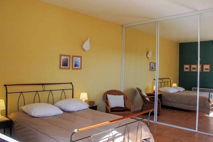 Location de vacances pour 10 personnes, avec balcon ainsi que jardin et piscine dans Plage du Courant - 2