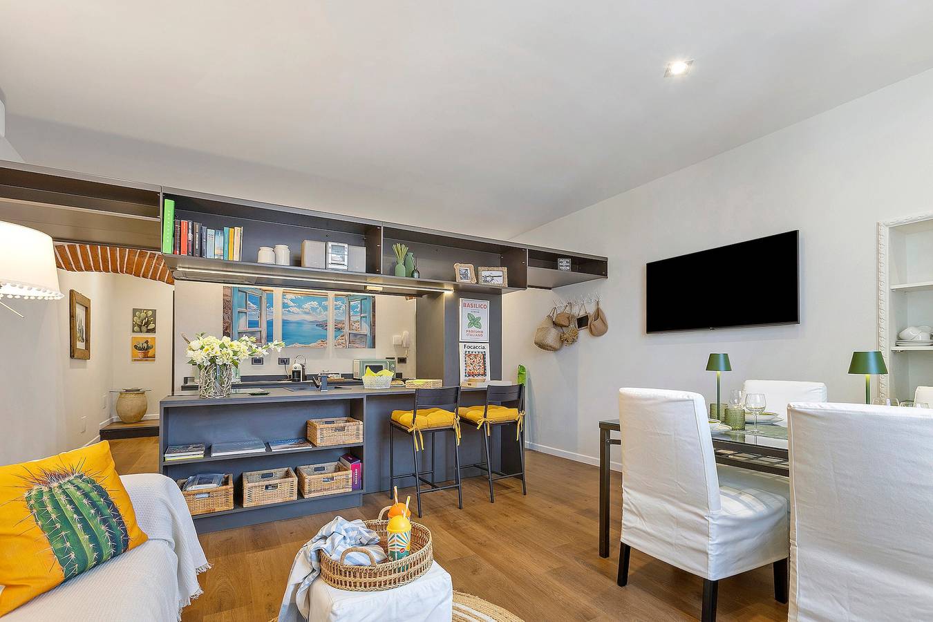 Apartamento entero, Céntrico y tranquilo apartamento 'Piazzetta della Torre' con aire acondicionado in Chiavari, Riviera di Levante