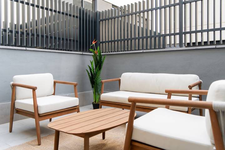 Apartamento entero, Exclusivo apartamento con terraza privada, gimnasio y coworking alquiler temporal in San Sebastián de los Reyes, Área Metropolitana de Madrid
