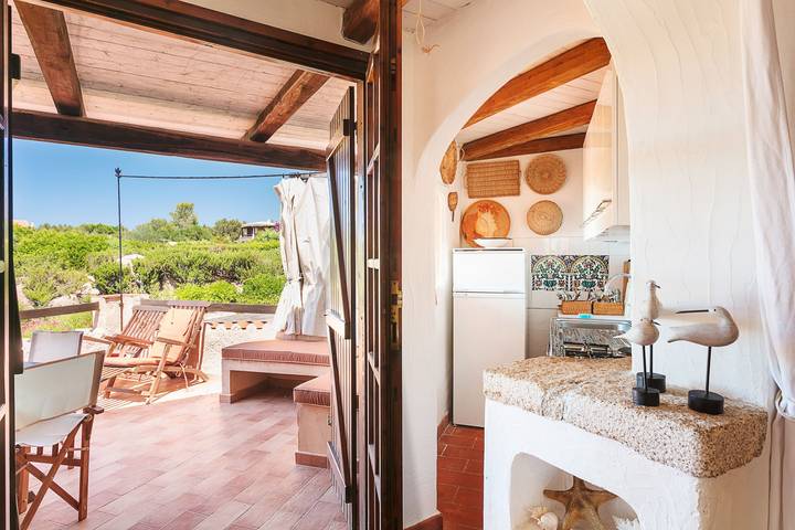 Casa vacanze 'Mucchi Bianchi Pc33' con vista mare e terrazza privata in Baja Sardinia, Arzachena