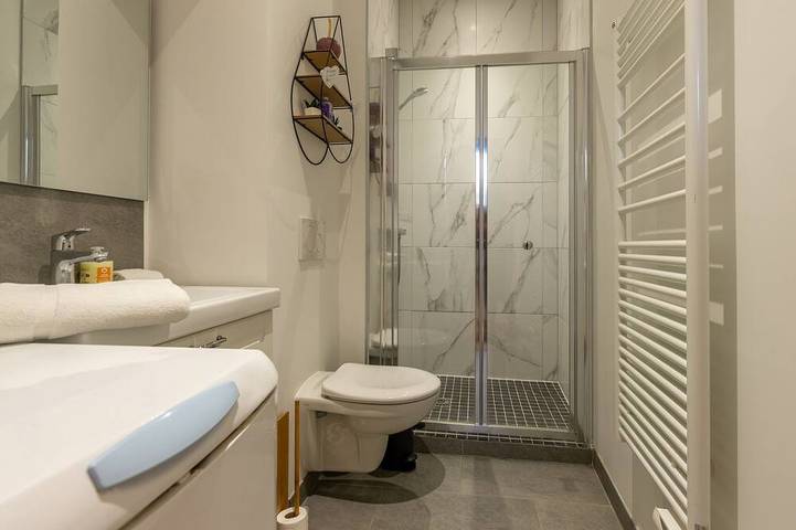 Apartamento entero, Apartamento-Baño privado con ducha in Romorantin-Lanthenay, Sologne