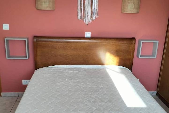 Location de vacances pour 3 personnes, avec jardin à Carnoules - 2