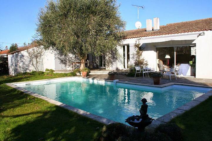 Chambre d’hôte pour 4 personnes, avec piscine et jardin - 1