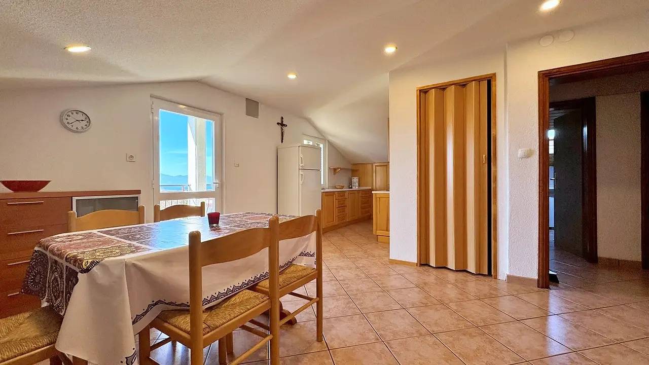 Ganze Ferienwohnung, Ferienwohnung für 5 Personen (54 m²) in Malinska in Malinska-Dubašnica, Krk
