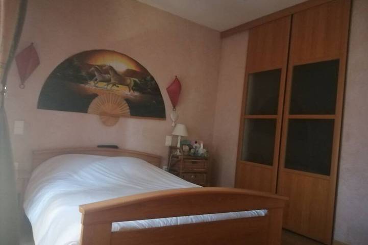 Location de vacances pour 8 personnes, avec jardin à Bournel - 4