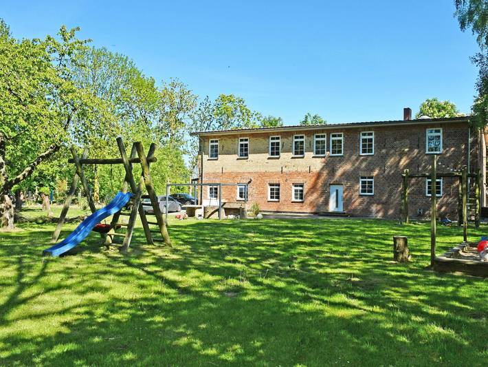 Ferienwohnung für 5 Personen, mit Terrasse und Garten, mit Haustier in Altefähr - 2