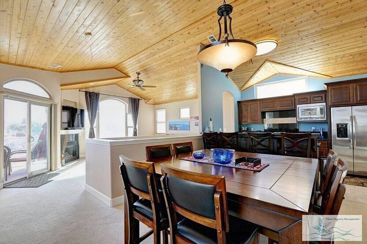 Vacation rental for 8 people, with balcony in Pismo Beach