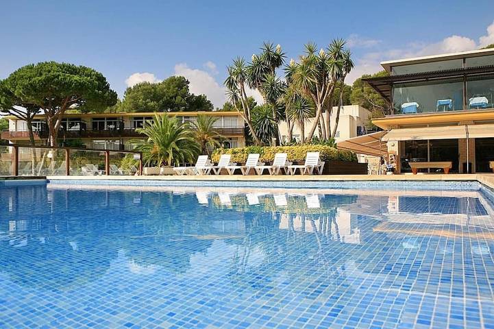 Appartement de vacances pour 4 personnes, avec Piscine
