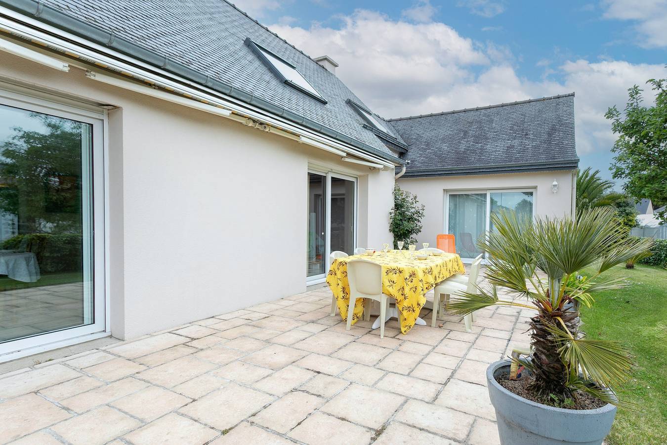 Casa de vacaciones 'La Petite Palmeraie - Binic' con terraza privada, jardín privado y Wi-Fi in Binic, Côte de Goëlo