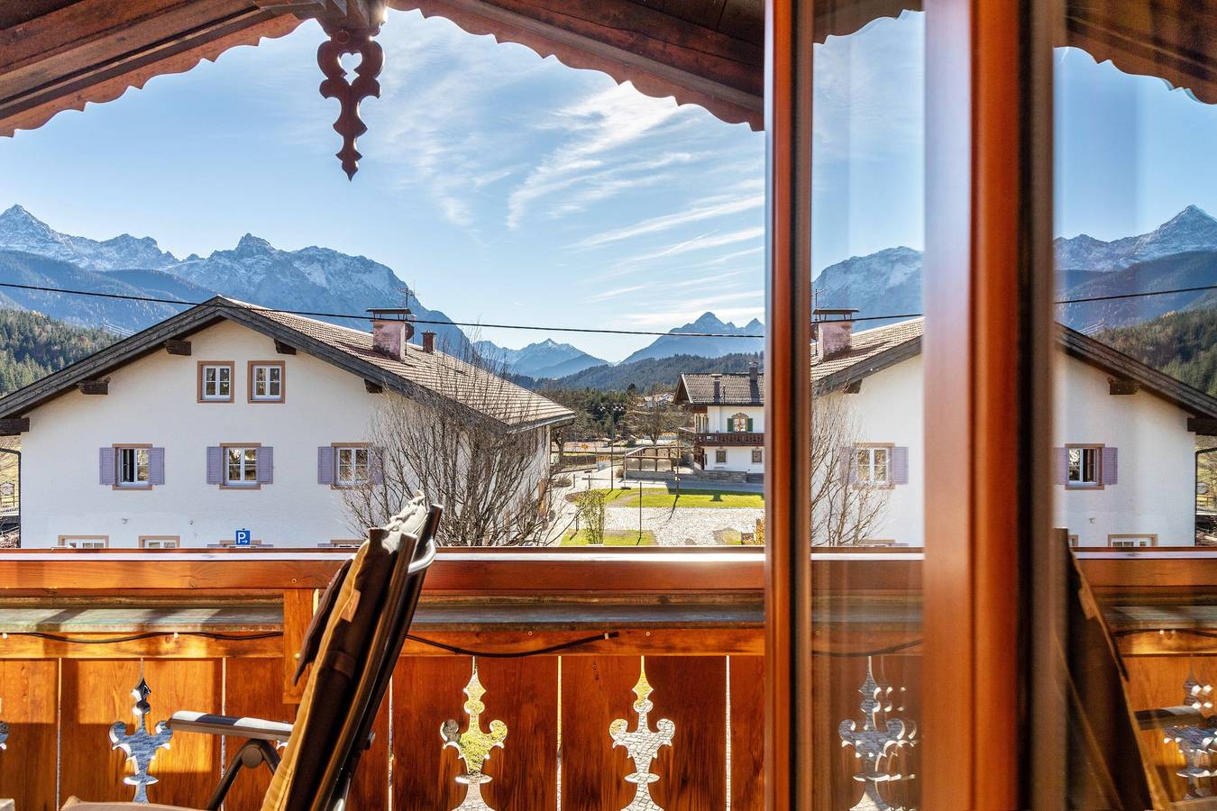 Entire apartment, Apartment '4' with Mountain View, Balcony and Wi-Fi in Krün, Bavarian Alps