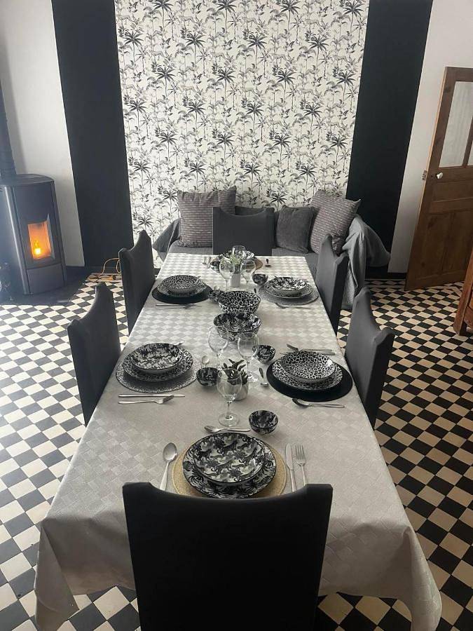 Gîte pour 6 personnes, avec jardin dans Rocquigny (Aisne)
