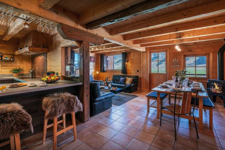 Chalet pour 13 personnes, avec jacuzzi et jardin à La Clusaz - 4