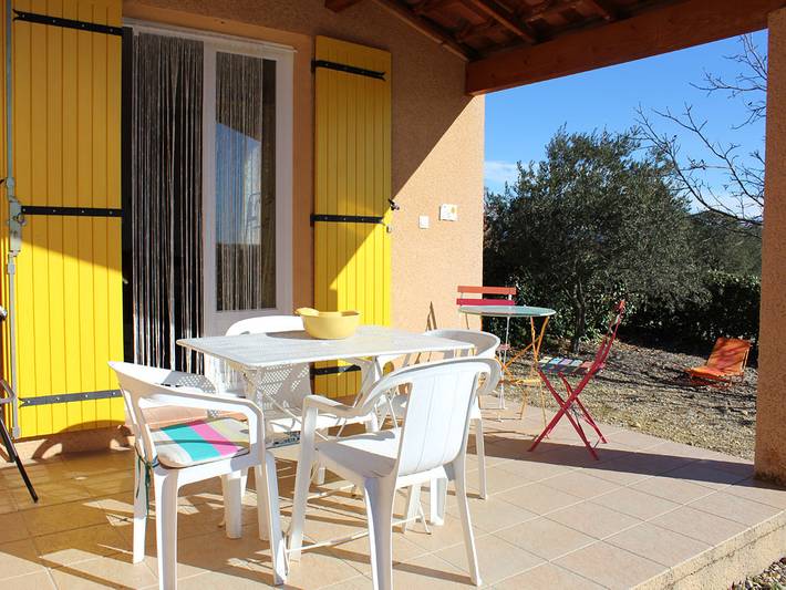 Gîte pour 4 personnes, avec Terrasse et Jardin à Valensole
