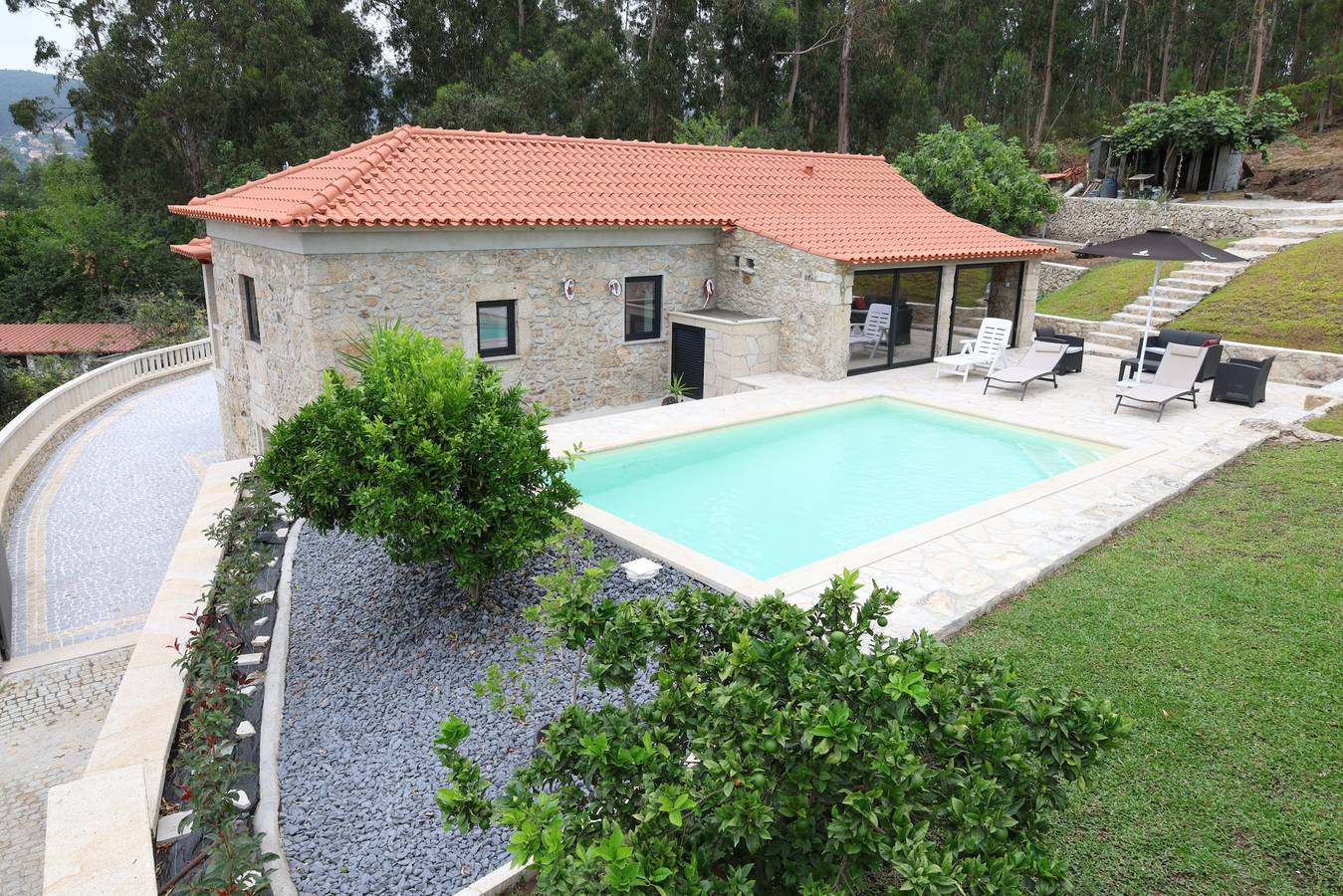 Bcl18V3 bonita casa rústica c/ piscina, local soss in Fragoso, Braga Distrikt