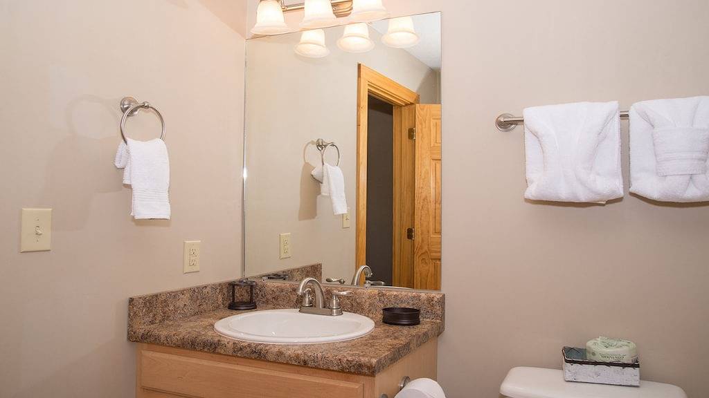 Log Cabin for 12 Guests in Sevier County