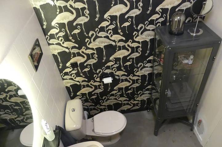 Gîte pour 2 personnes, avec piscine ainsi que jardin et terrasse dans Office De Tourisme De Juan Les Pins - 3