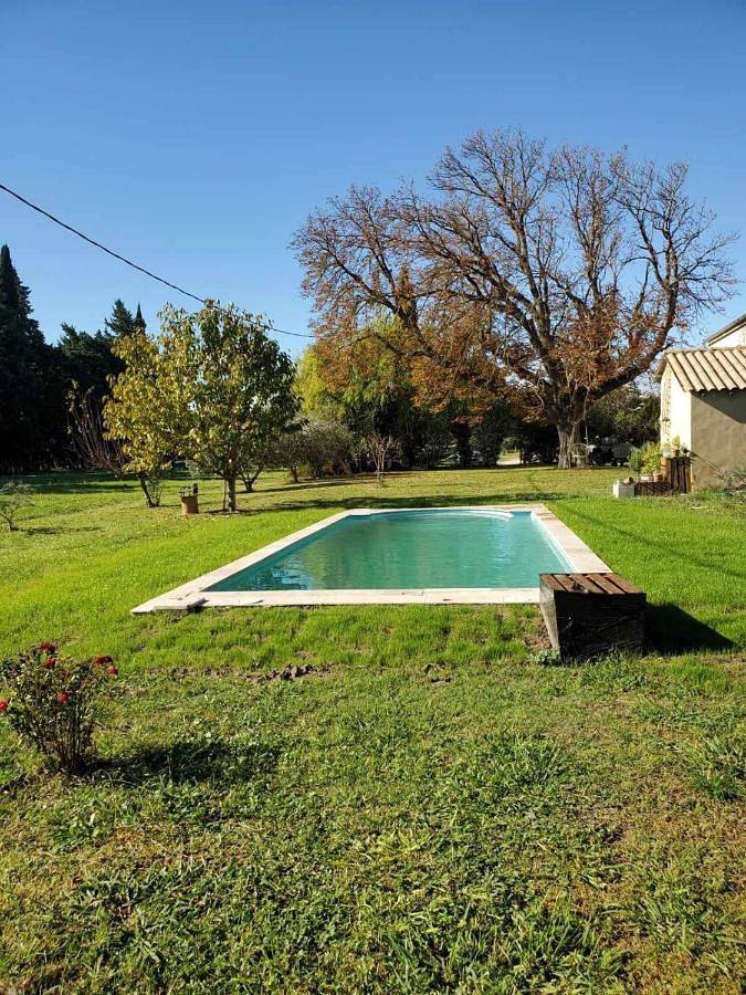 Location de vacances pour 8 personnes, avec jardin ainsi que piscine et vue à Barbentane - 4