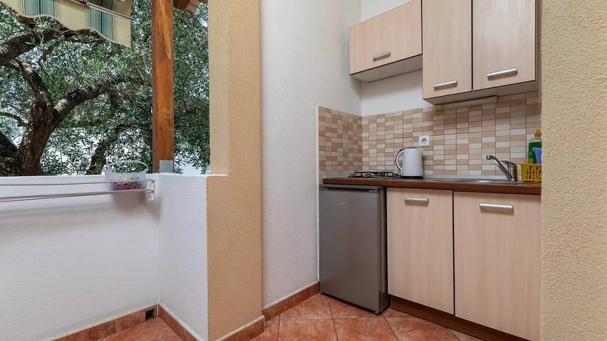 Studio für 3 Personen, mit Terrasse in Tucepi - 2