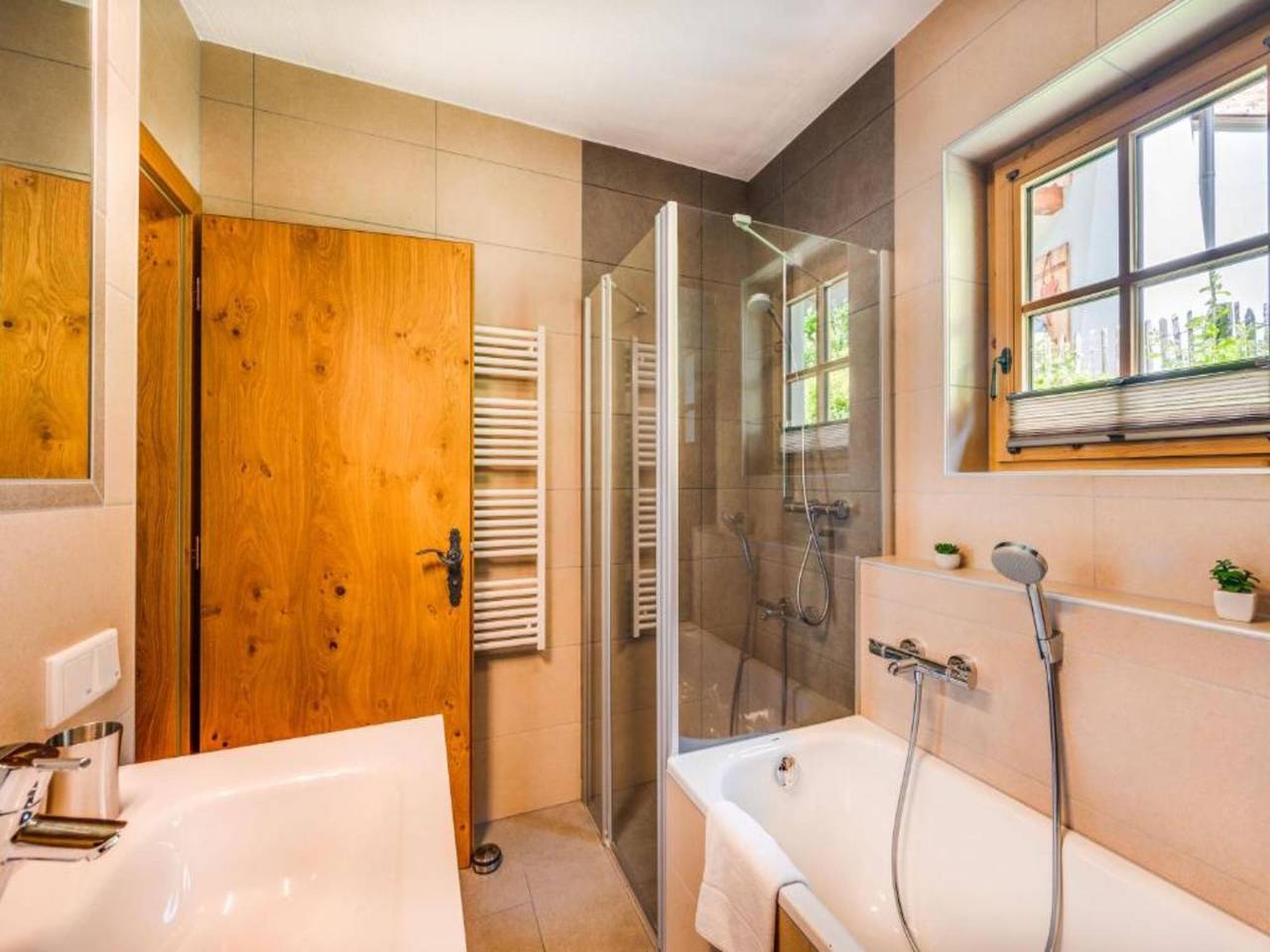 Chalet mit Bergblick und Sauna nahe Skilifte in Trattenbach Pinzgau, Pinzgau