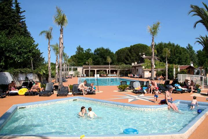 Casa rodante para 6 personas, con piscina y terraza - 1