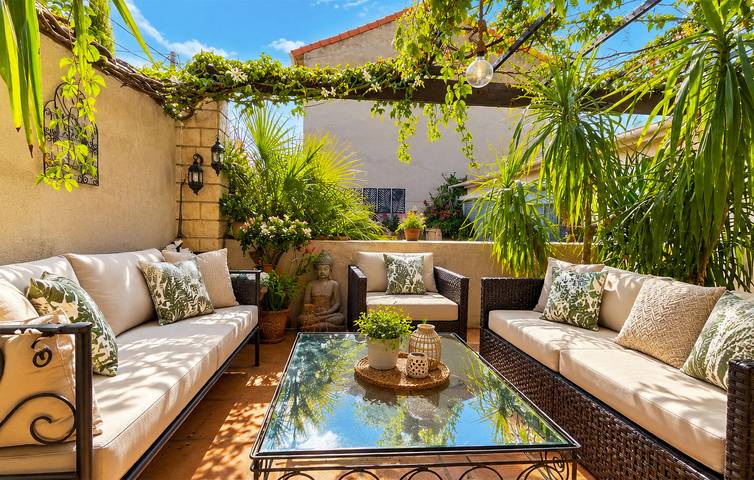 Encantador apartamento en Nîmes con piscina, jardín y wifi, a 1,5 km del centro de la ciudad in Nimes, Region de Nimes