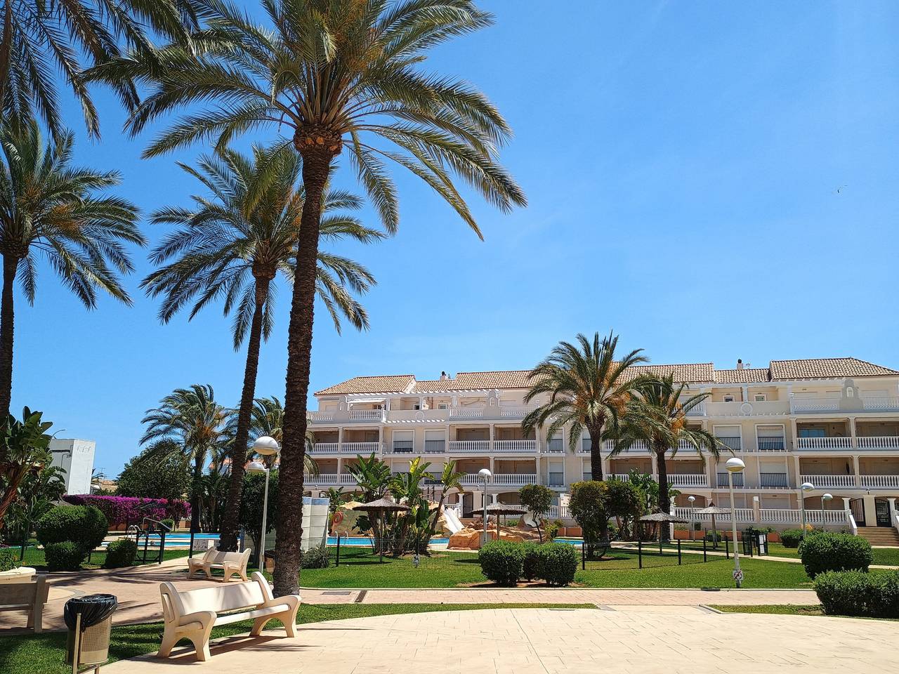 Entire apartment, Holiday apartment for 6 people with children pool in El Palmar, Costa Blanca