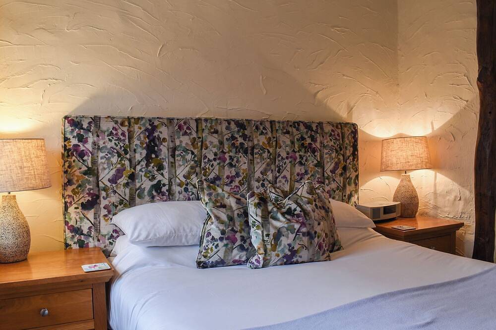 This quaint chocolate box cottage is nestled in the heart of Cartmel village. in Cartmel, Lake District