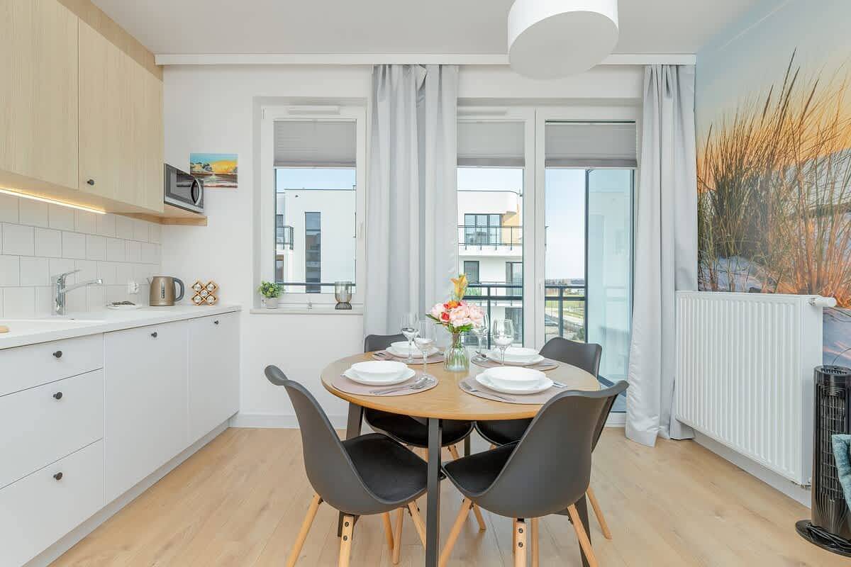 Ganze Wohnung, Stylish Apartment with Balcony | Parking | Close to the Beach in Puck, Polnische Ostsee