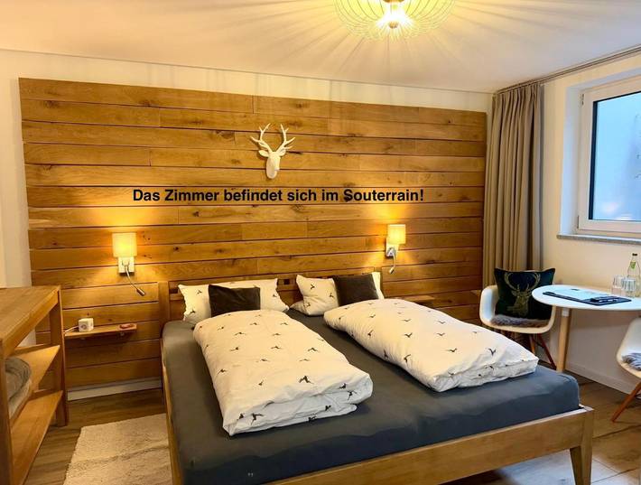 Ferienwohnung, mit Terrasse und Whirlpool sowie Garten und Sauna