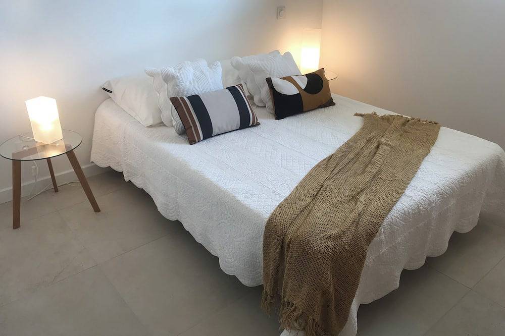 Appartement entier, Magnifique appartement à l'Ile Rousse vue mer ! in Corbara, Région de Calvi