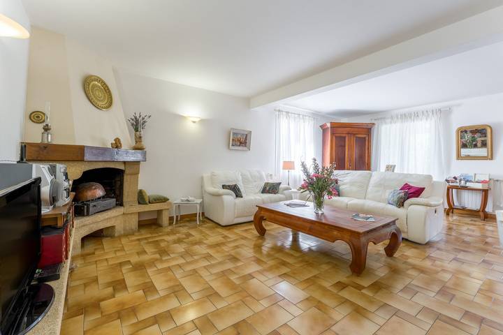 Location de vacances pour 9 personnes, avec Balcon et Jardin à Vedène - 4