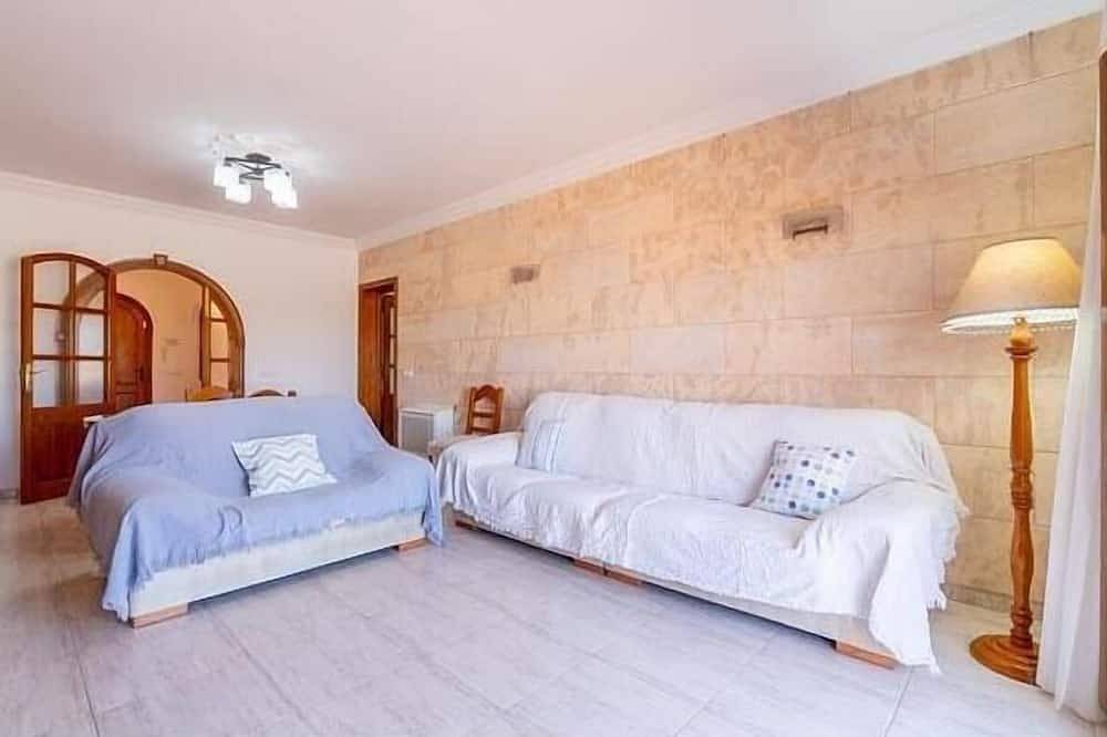 Beautiful home in Maria de la Salut in Maria de la Salut, Majorca Center