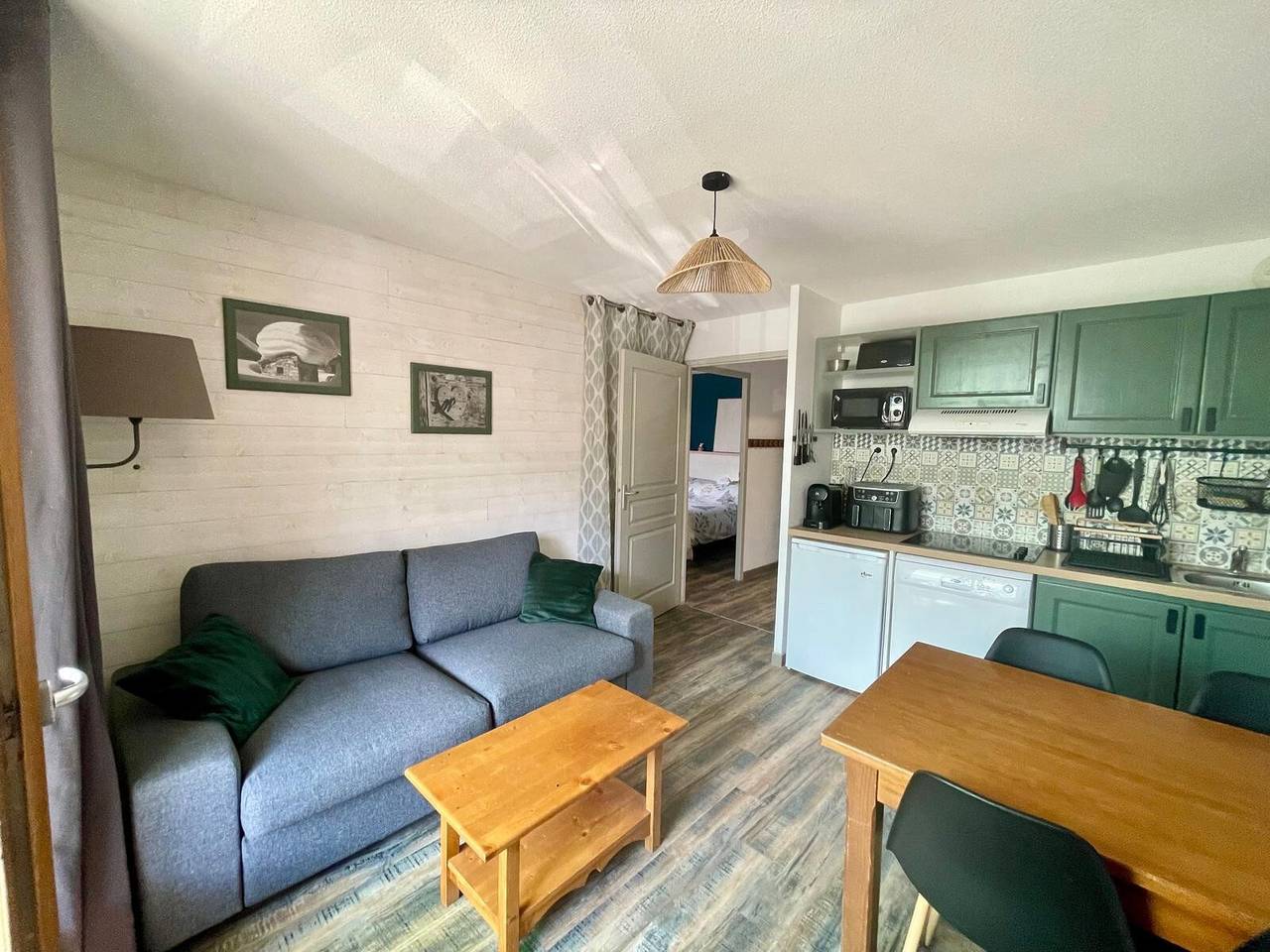 Apartamento entero, Apartamento « Albiez » con vistas a la montaña y balcón in Col du Mollard, Albiez-Montrond