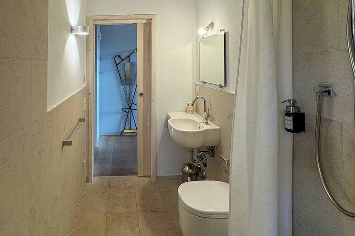 Ferienwohnung für 5 Personen, mit Balkon und Garten in Lütow - 4