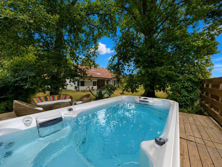 Location de vacances pour 6 personnes, avec Jacuzzi ainsi que Terrasse et Jardin dans Etang De Soustons - 2