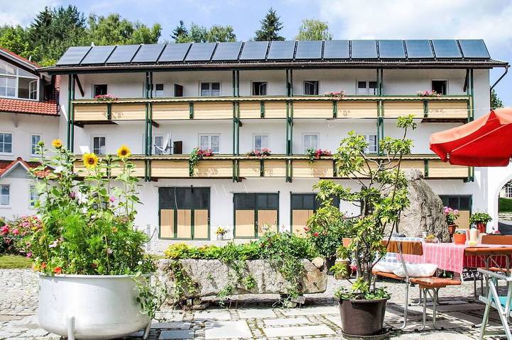 Ferienhaus für 17 Personen, mit Pool und Garten, mit Haustier - 1